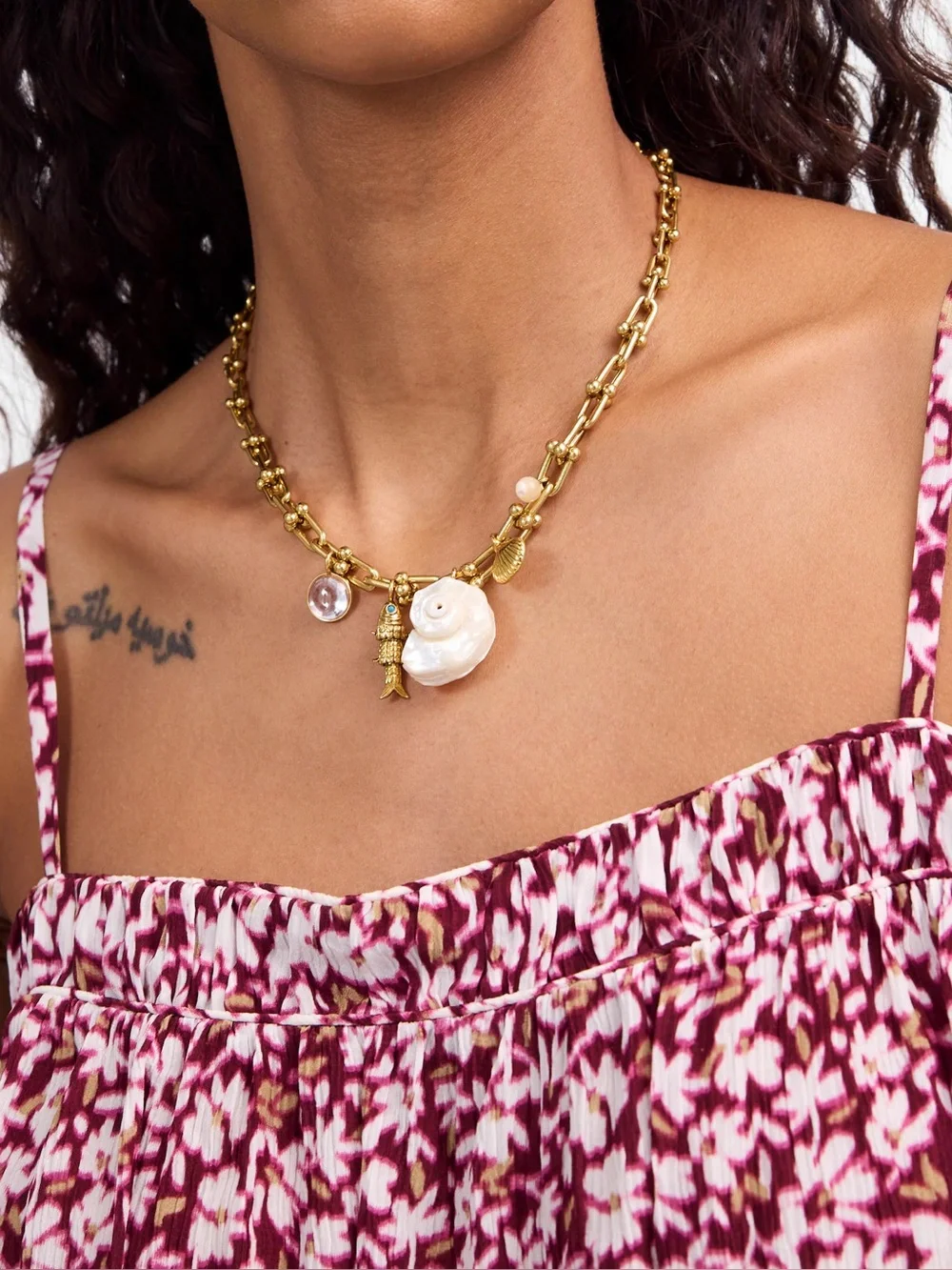 Madewell Mother of Pearl U-Link Charm Necklace - Picture 4 of 5